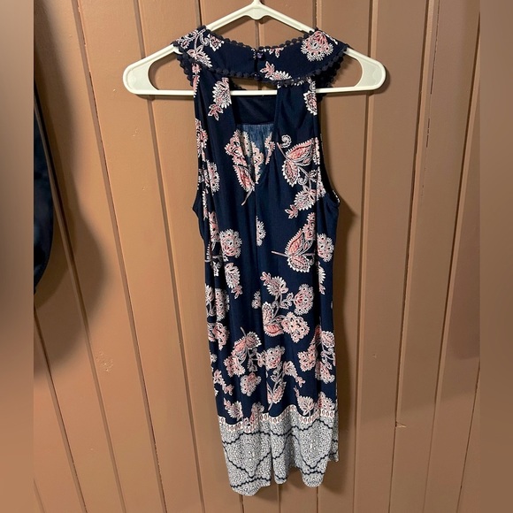 three pink hearts Sleeveless Shift Dress 💲BUNDLE AND SAVE BIG💲 - Picture 2 of 4